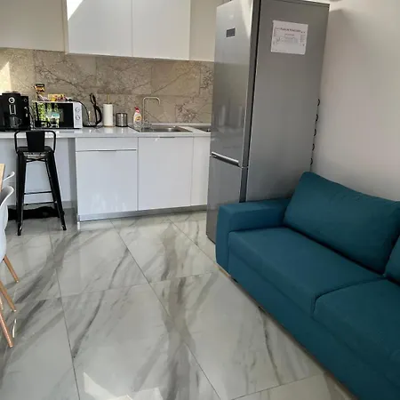 Luxus Airport Apartment *
