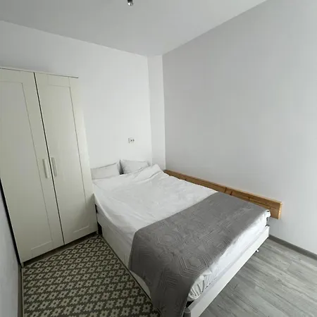 Luxus Airport Apartment *